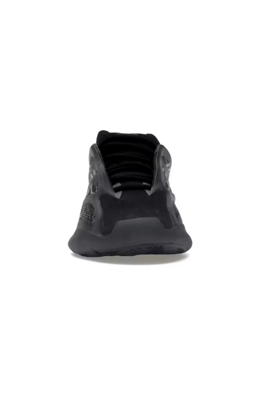 700 V3 Trainers